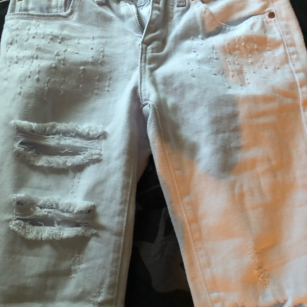 White jean Demi